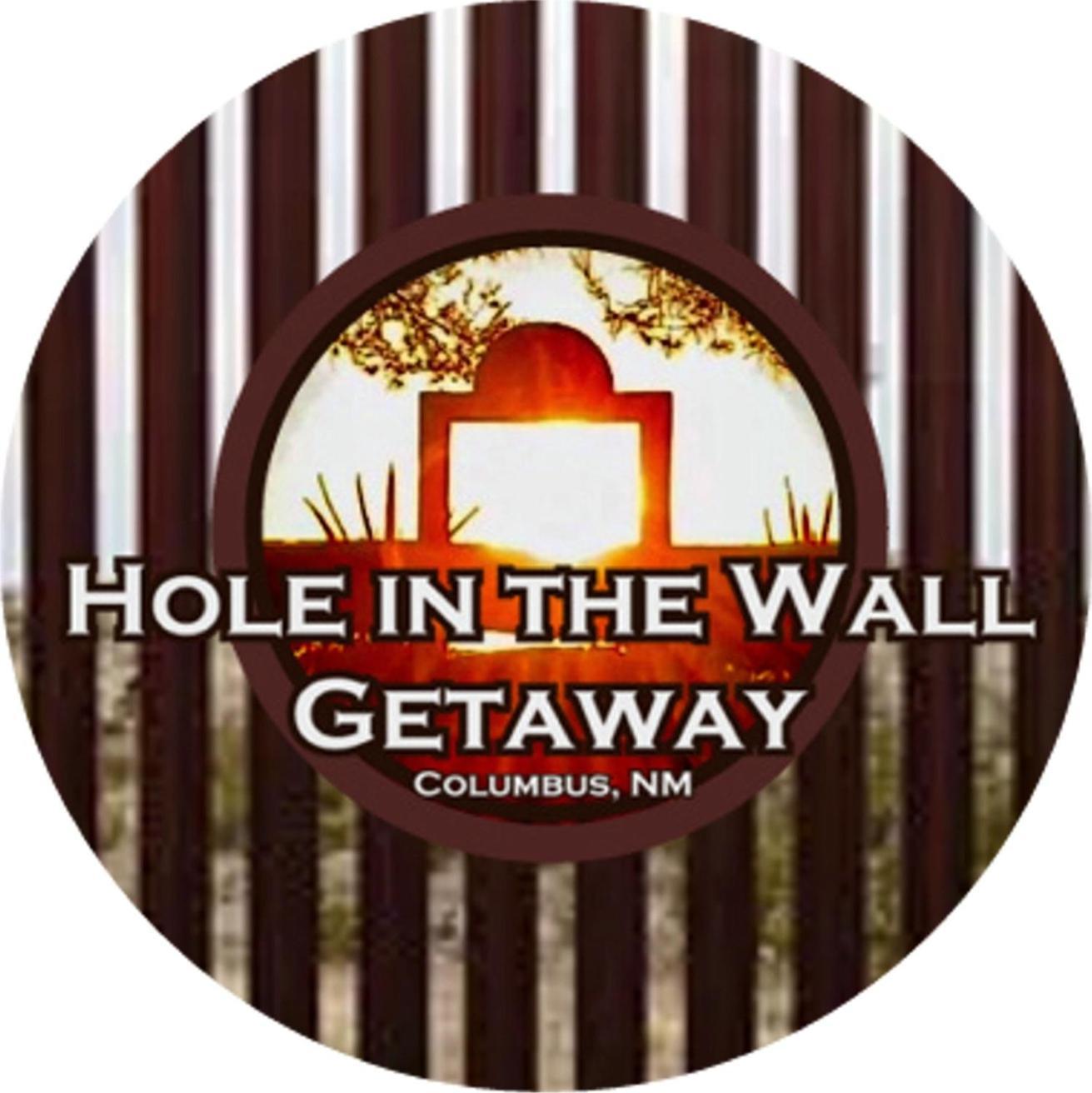 Hole In The Wall Getaway - Usa Mexico Border Bed And Breakfast Columbus Exterior foto