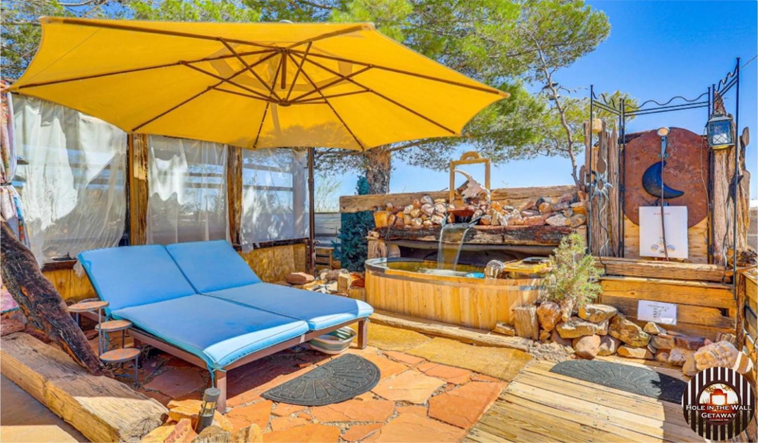 Hole In The Wall Getaway - Usa Mexico Border Bed And Breakfast Columbus Exterior foto
